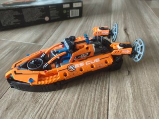 LEGO Technic 42120 Hovercraft di salvataggio