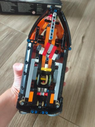 LEGO Technic 42120 Hovercraft di salvataggio