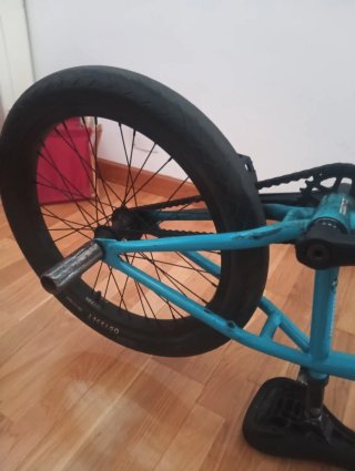 Bicicleta BMX azul