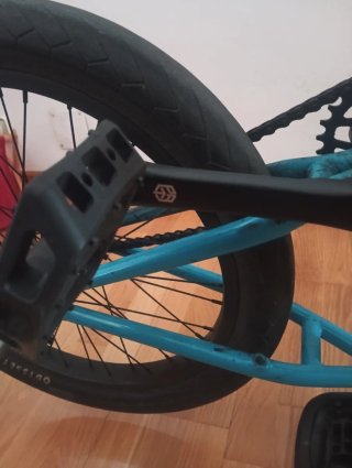 Bicicleta BMX azul