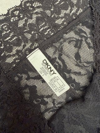 Conjunto DKNY encaje negro