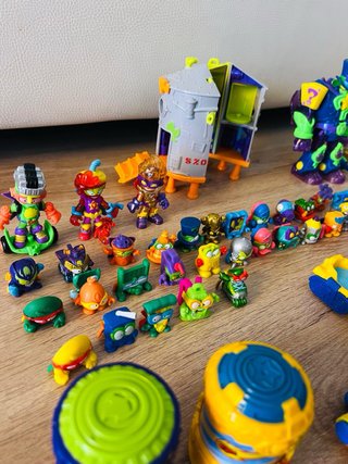 Lote Juguetes Superthings