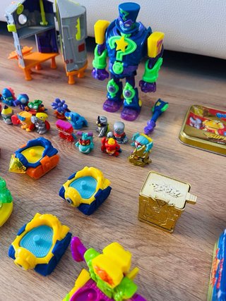 Lote Juguetes Superthings