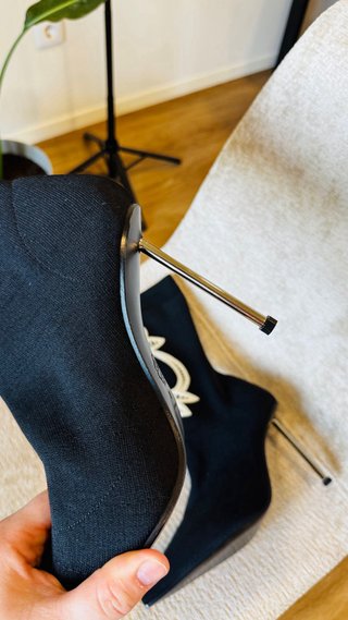 Botas Alexander McQueen Pretas Renda