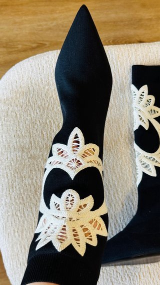 Botas Alexander McQueen Pretas Renda