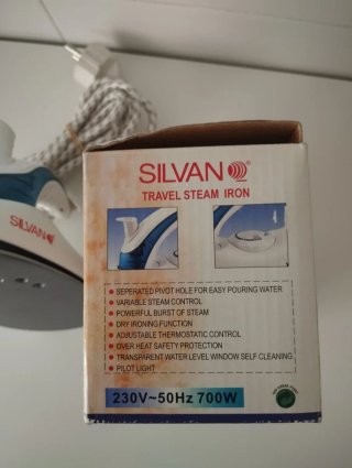 PLANCHA VIAJE VAPOR SILVAN 700W