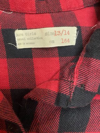 Camisa cuadros roja y negra con lazada