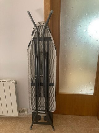 Tabla de planchar plegable