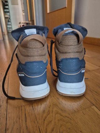 Botas invierno senderismo Quechua cálidas