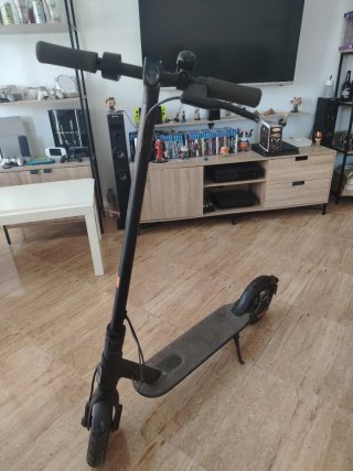 Patinete Eléctrico Xiaomi + Casco