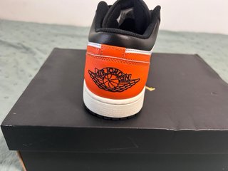 Nike Air Jordan 1 Low Talla 44