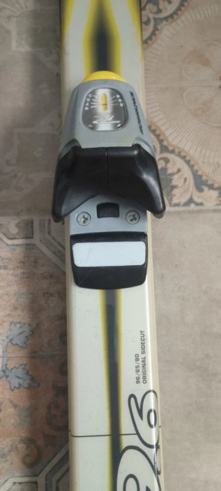 Esquís Rossignol Carve 9.6 + Bastones