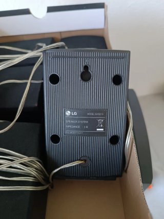 Sistema de altavoces 5.1 LG