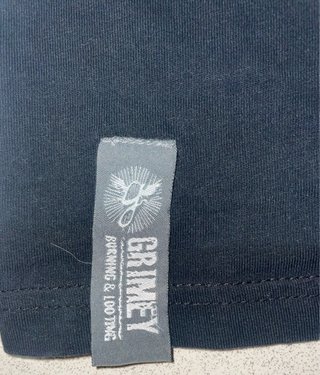 Camiseta GRIMEY Burning & Looting