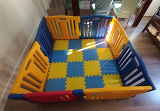 Parque infantil bebé con suelo goma EVA