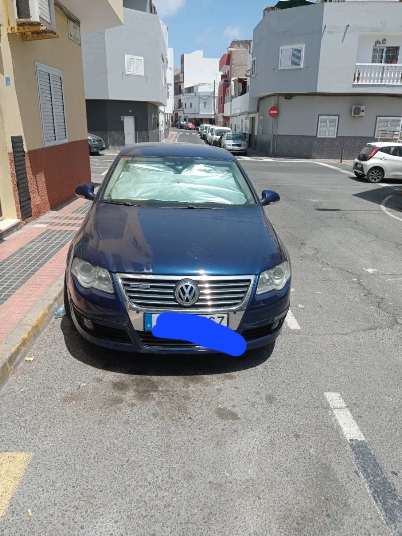 Volkswagen Passat 2008 - foto 1