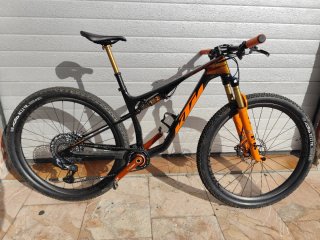 Bicicleta KTM Full Suspension Naranja