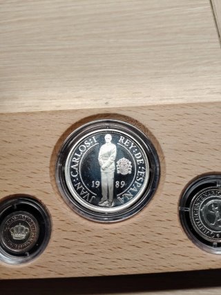 Pesetas 1492-1992 Caja Madera Certificado