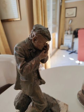 Escultura de bronce de Josep Bofill