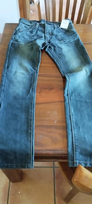 Pantalones vaqueros C&A niño talla 158/13A