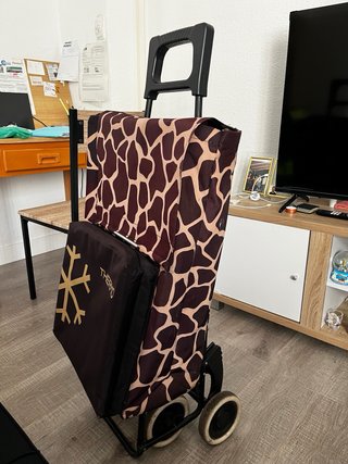 Carrito compra 4 ruedas estampado jirafa