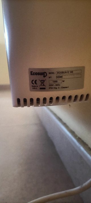 Lote 4 Radiadores Eléctricos Bajo Consumo y toalle