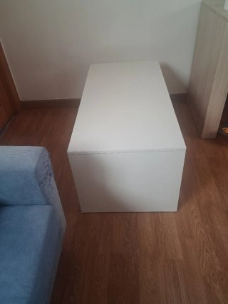 Mesa de centro elevable blanca