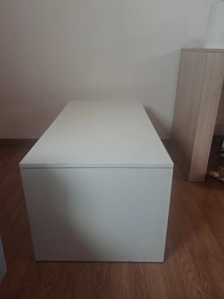 Mesa de centro elevable blanca