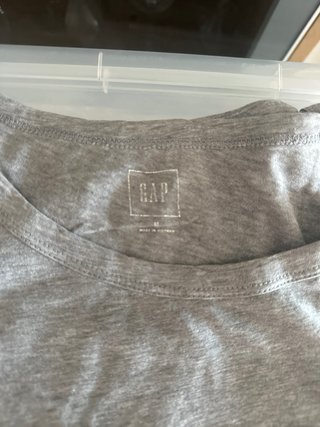 Camiseta GAP gris talla M