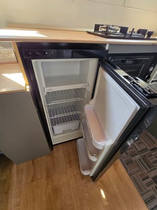 Camión Vivienda Nissan Cabstar