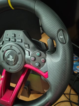 Volante y Pedales PS4