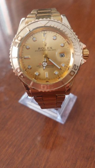 Orologio nuovo quarzo r