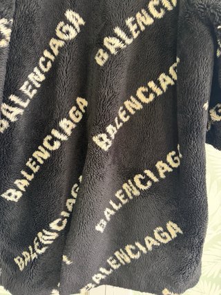 Abrigo Balenciaga Pelo Negro Unisex