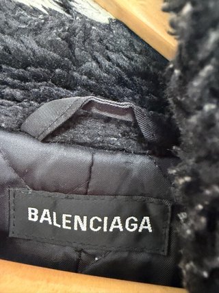 Abrigo Balenciaga Pelo Negro Unisex