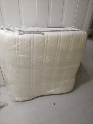 Colchón IKEA 90x200 cm (poco uso por mudanza)