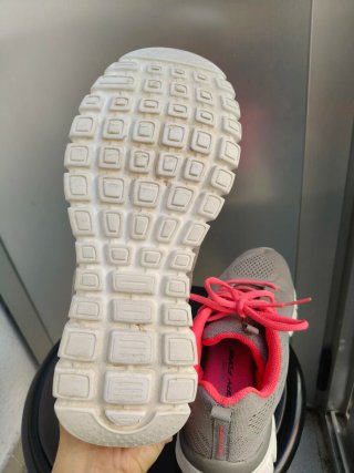 Zapatillas Skechers memory form Gris y Rosa