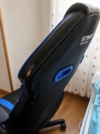 Silla gaming STINGER Station negra y azul