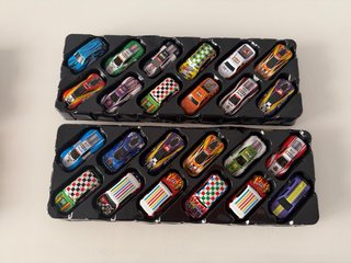 Contenedor coches tipo Hot Wheels - 48 piezas