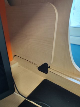 Cama litera abatible con escritorio