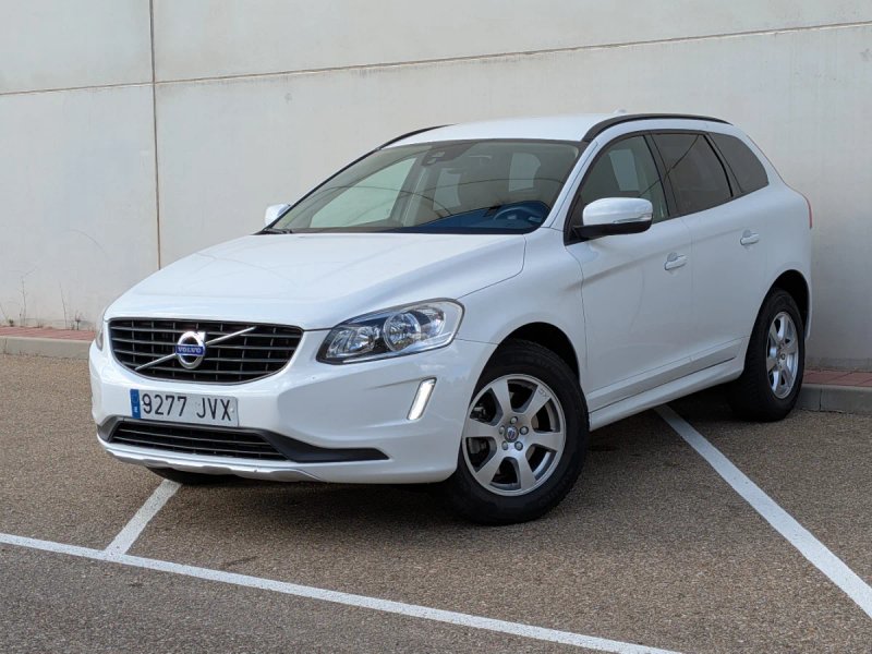 Volvo XC60 2016 - foto 1