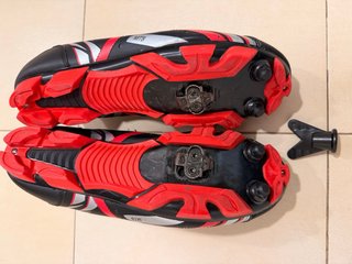 Zapatillas Spining-Ciclismo B-Pro Talla 44