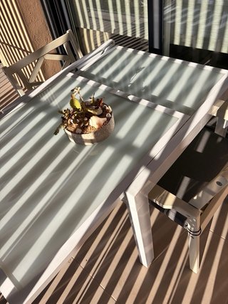 Mesa de aluminio y cristal templado extensible