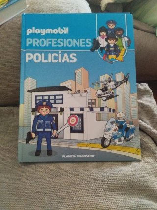 Libro Playmobil profesiones, precio por unidad