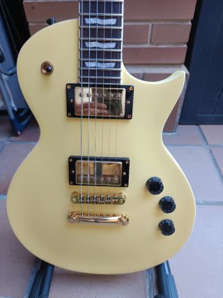 ESP LTD EC-256 Vintage Gold Satin Guitarra
