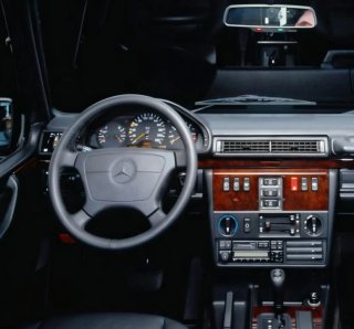 Volante Mercedes cuero negro con airbag