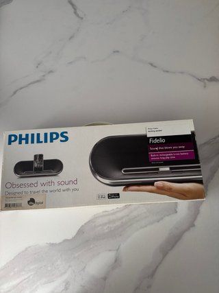 Altavoz Philips Fidelio con base para iPod/iPhone