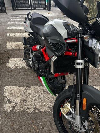 Aprilia Shiver 2018 95CV - 15.500km