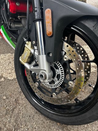 Aprilia Shiver 2018 95CV - 15.500km