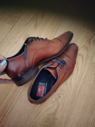 Zapatos Fluchos Marrones Casi Nuevos