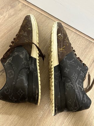 Zapatillas Louis Vuitton Run Away ORIGINAL 42/43